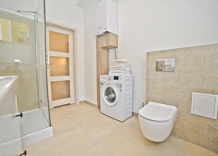 Family 50 M From Monte Cassino By Grand